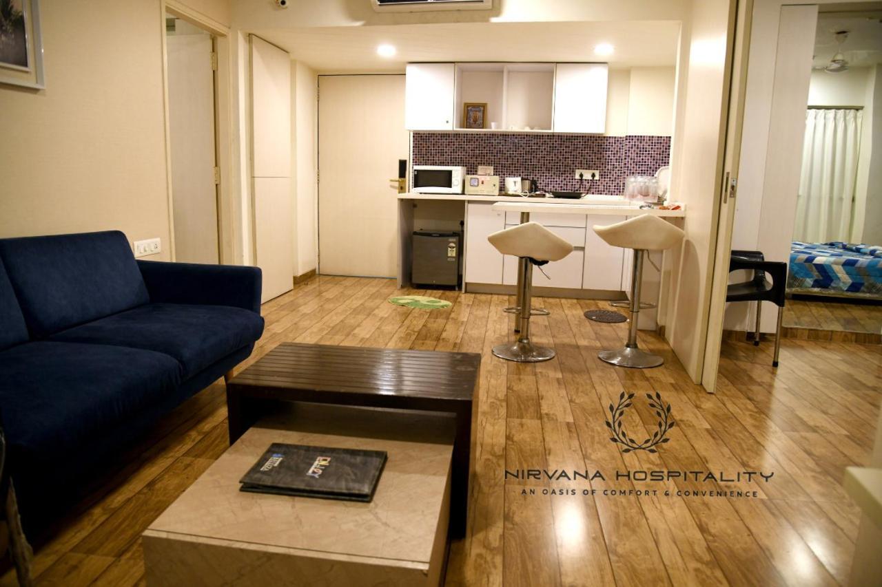 Rajhans Belliza Luxurious Studio Apartment Surat Exterior photo